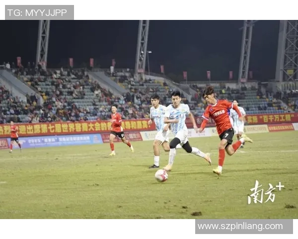 足球明星齐聚一堂挑战最佳阵容搭配引发热议与期待