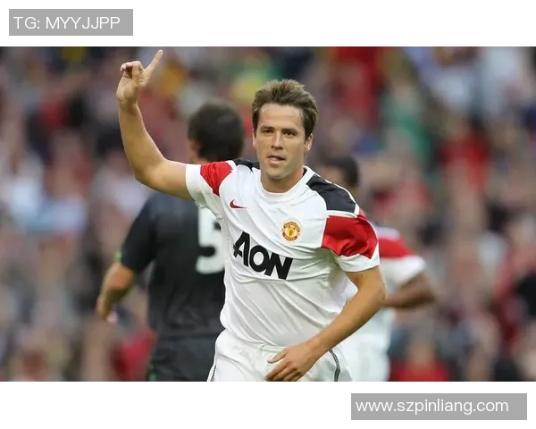 退役足球明星风采回顾合集展现他们辉煌的职业生涯与个人魅力