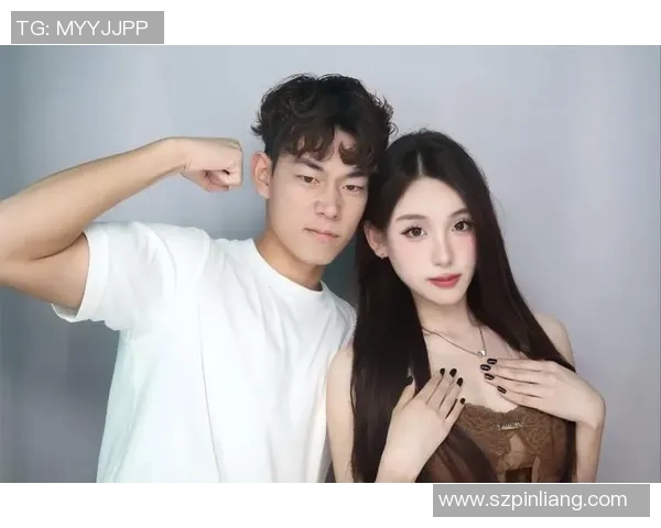 青岛籍足球明星女友的甜蜜生活与事业追求揭秘